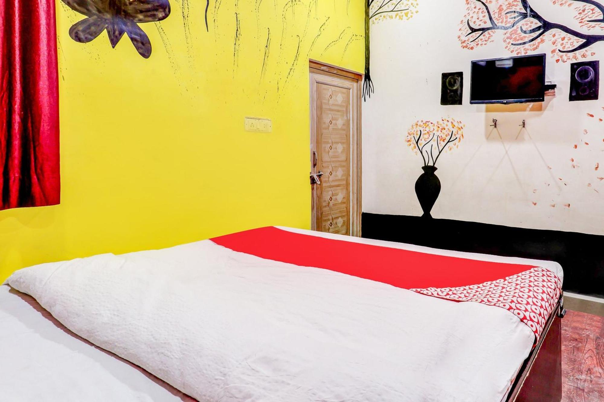 Spot On Siddhi Maa Hotell Gwalior Exteriör bild