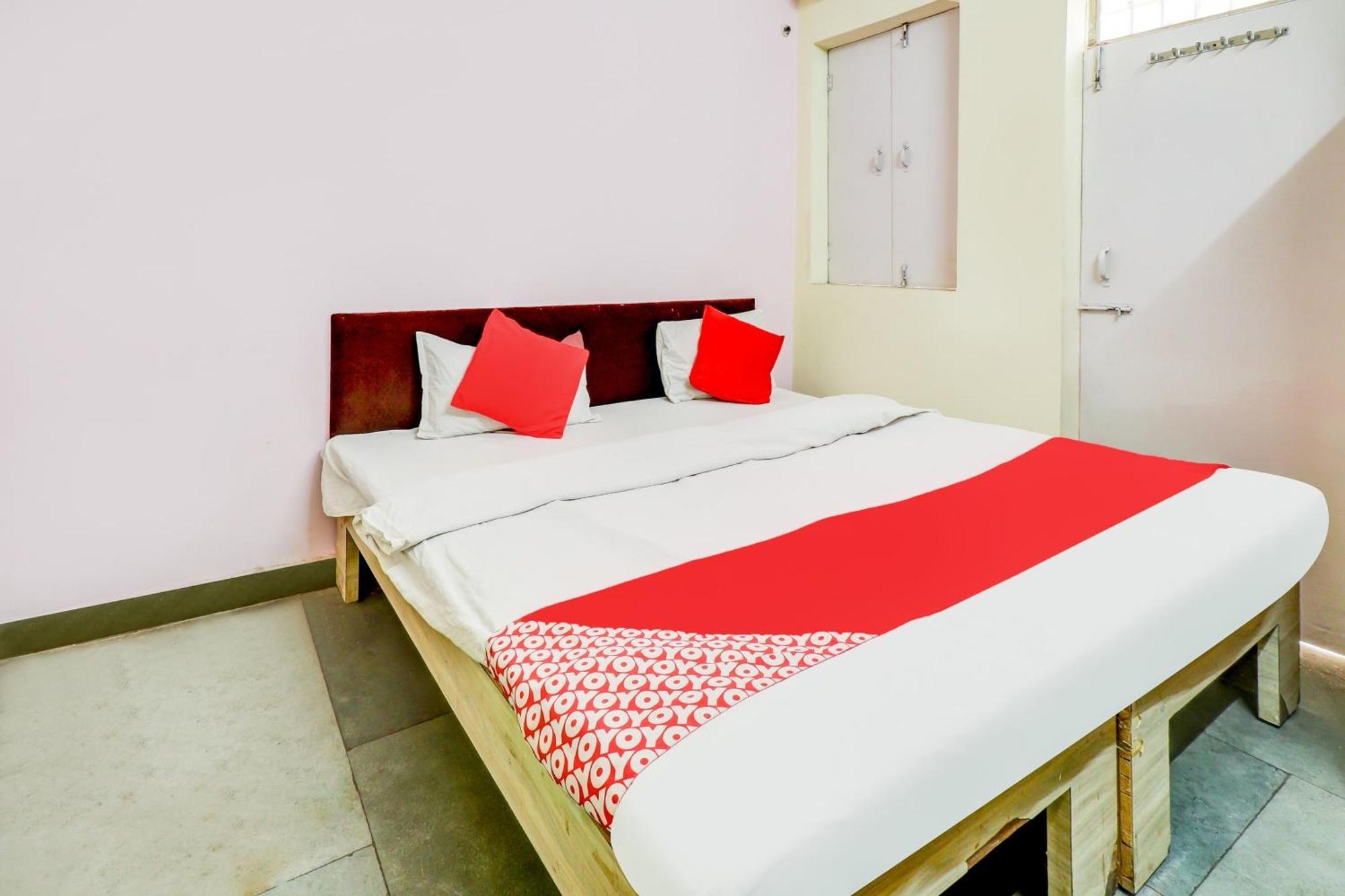 Spot On Siddhi Maa Hotell Gwalior Exteriör bild