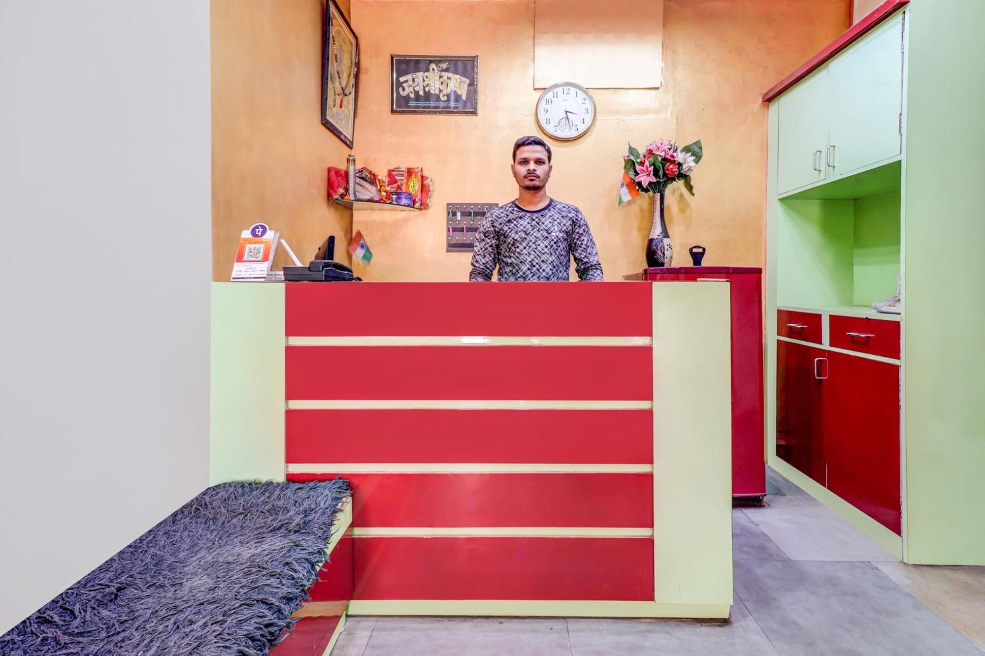 Spot On Siddhi Maa Hotell Gwalior Exteriör bild